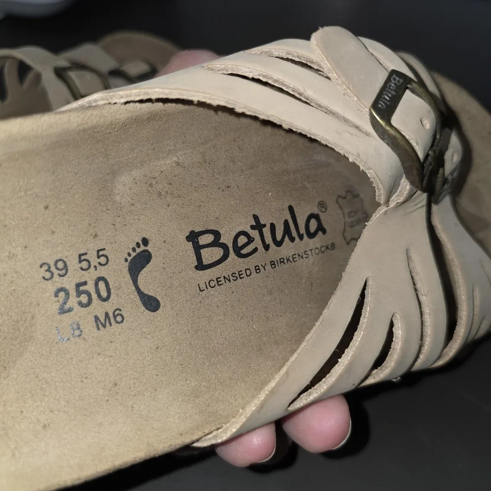 Birkenstocks Betula Sandals Women 8 Beige Leather Slide Buckle Comfort - Picture 11 of 11